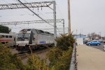 NJT 4525 arrives with the NB train 4732.